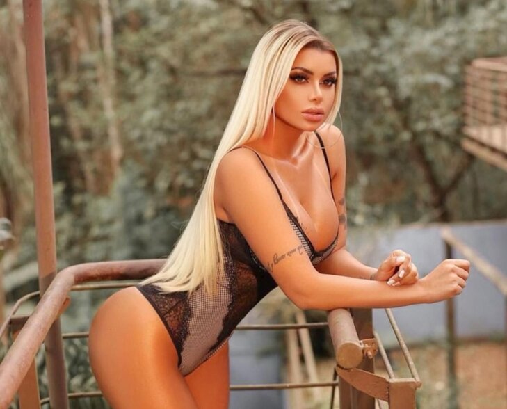 Jennie, High-Class Traumgirl in Besucht Dich in München