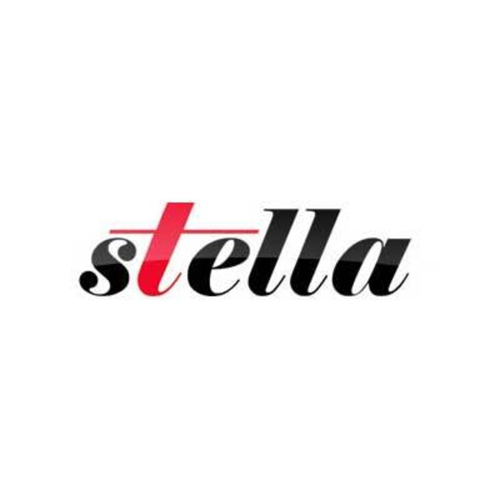 Stella, Zärtlichkeiten in erotischer Atmosphäre in Berlin