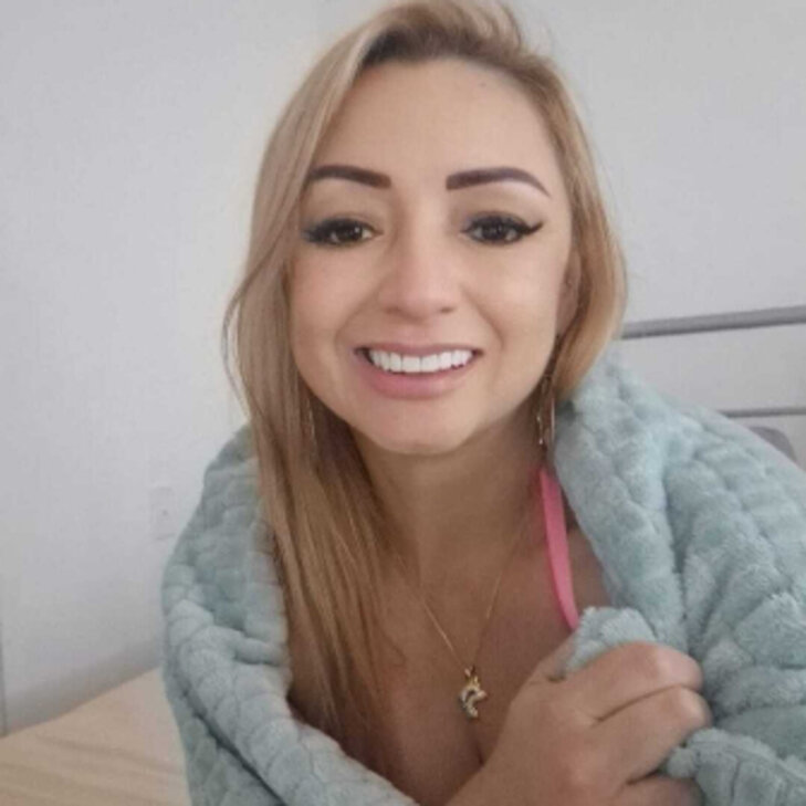 Vanessa, top Service
