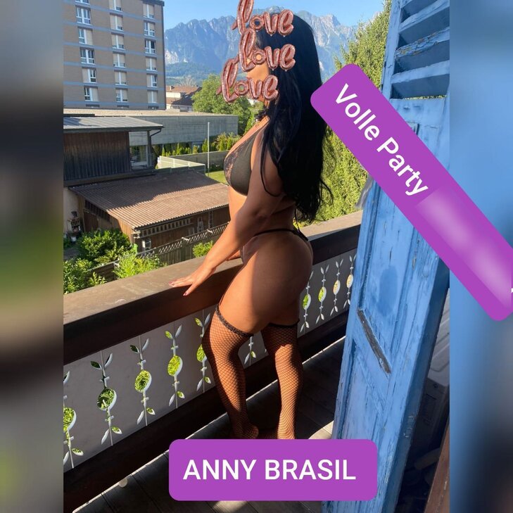 Anny Samba, Party-Girl aus Brasilien in München - Obersendling