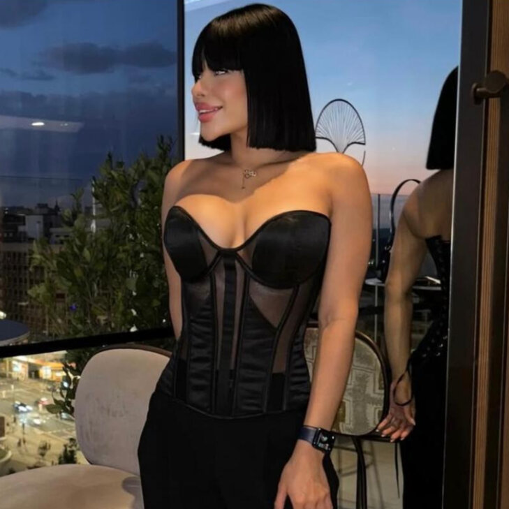 Megan, Latina in München