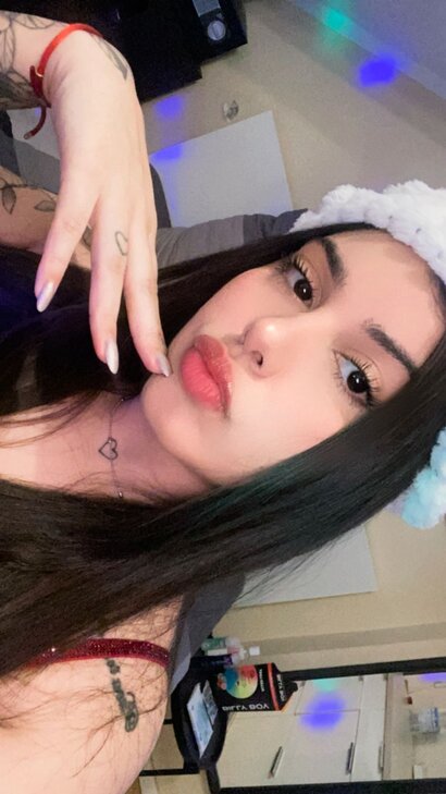 Soraya, Brandheiße Brünette in Stuttgart