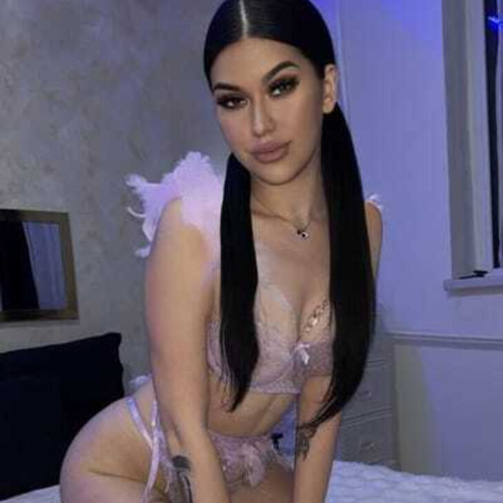 Jully, ge*le Service in Augsburg