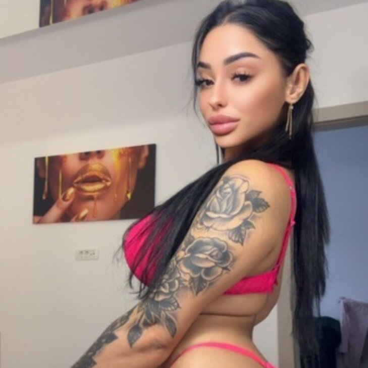 Sara, heißes Girl aus Ungarn in Augsburg