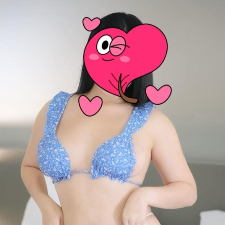 Cherry, süsse Masseurin in München Zentrum