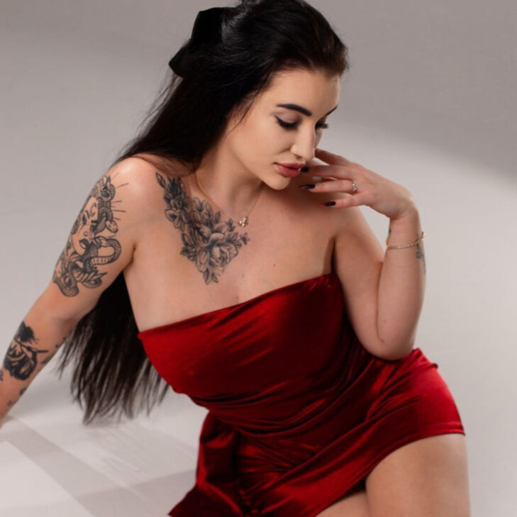 Karolina, erfüllt dir deine Träume in München - Schwabing