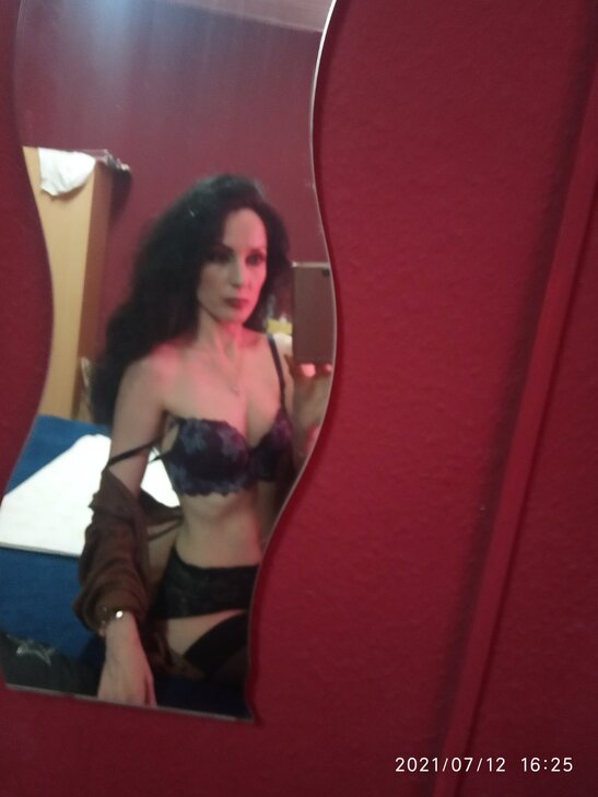 Zita, Hallo Liebe Gentleman.... in Augsburg