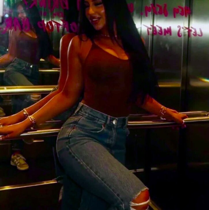 Lara, süßes, junges Girl in München - Alt-Perlach