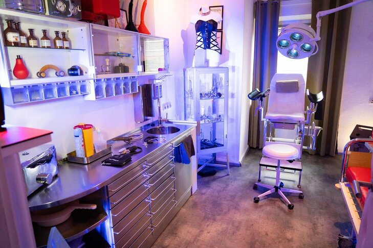 Bizarrstudio Schwarz, BDSM Erlebniswelt in Hof