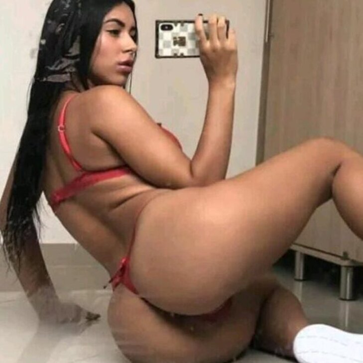 Corina Horny 6* in Berlin