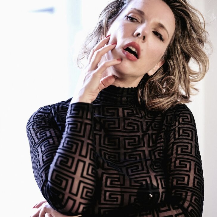 Circe, I want to mindf*** you up in Berlin