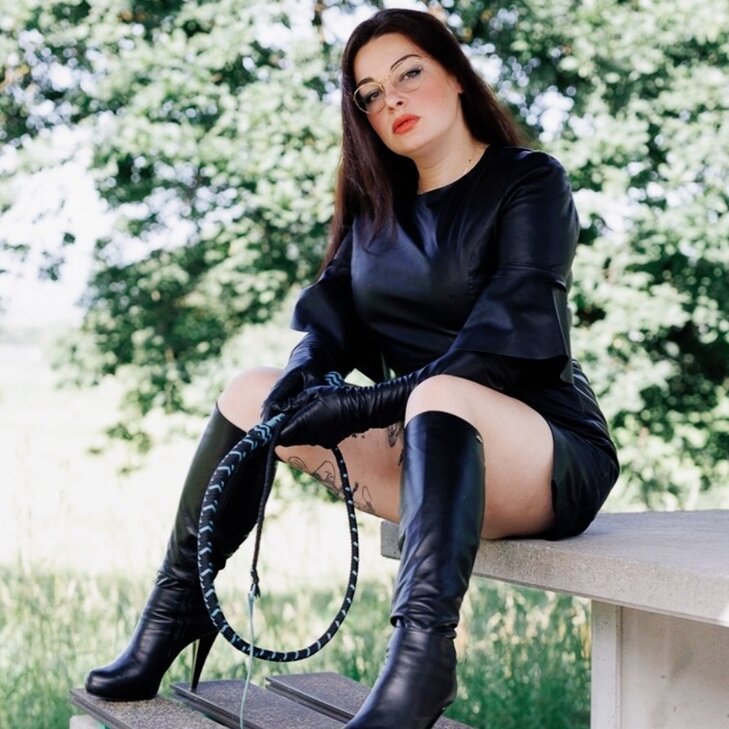 Eva-Liliel Black, Be nice or I will make you in Berlin