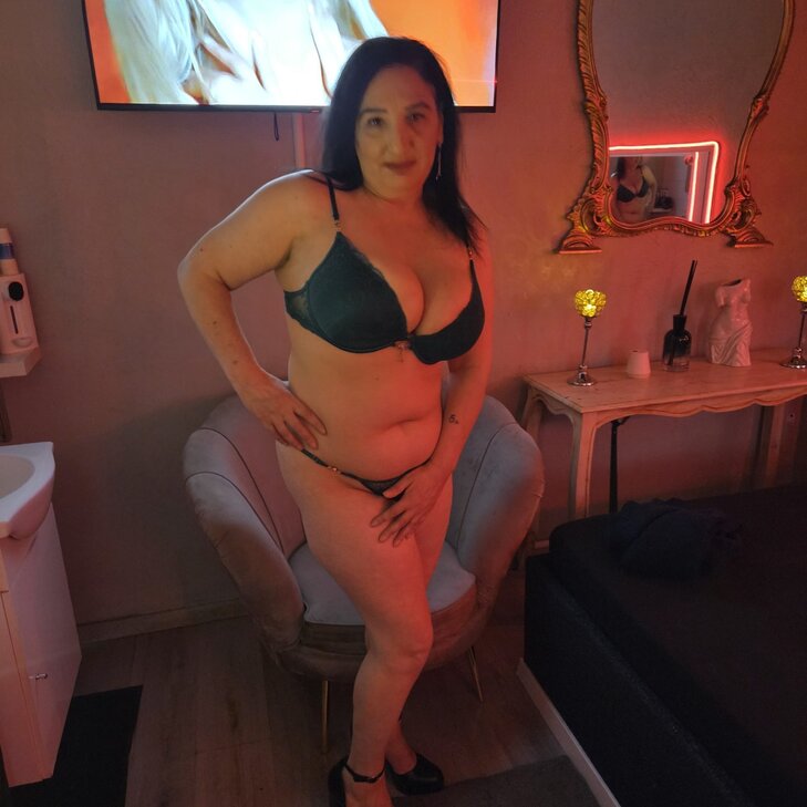 Alisia NEU in Berlin