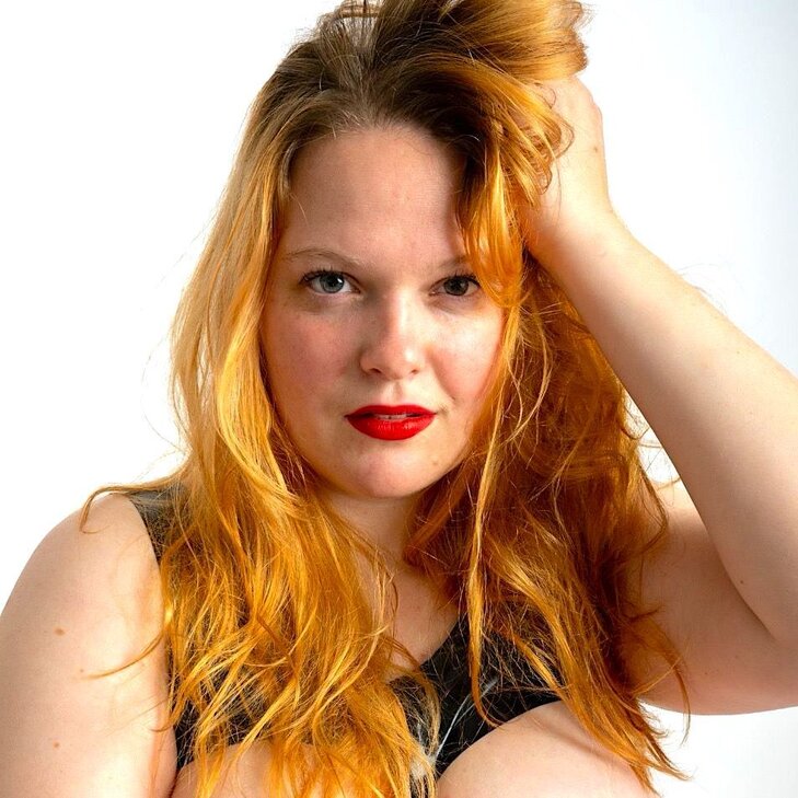 Raphaela Morning, Sinnlich süße FemDom & Cuckold-Ehefrau in Berlin