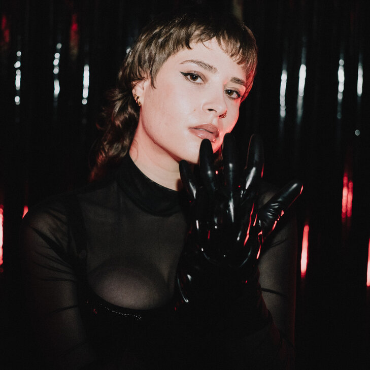 Claire Paradiso, Sweet psyco girl into soft domination in Berlin