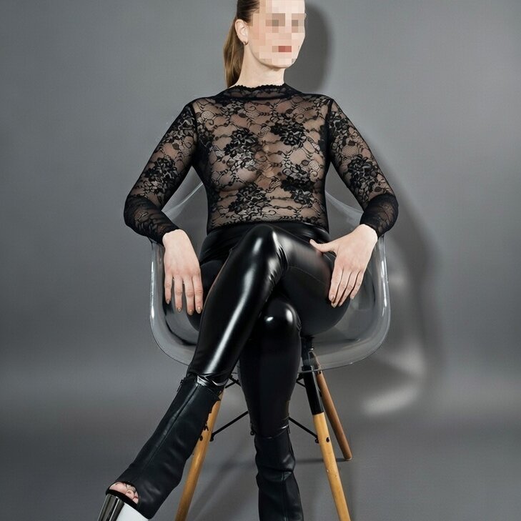 Vira van Dyk, Bizarrlady - Intensive Herrin mit Leidenschaft in Hamburg