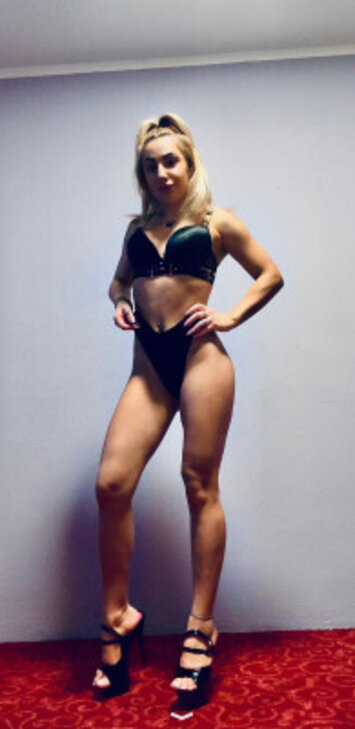 Roxy, Das erste mal in deiner Stadt!!! in Augsburg