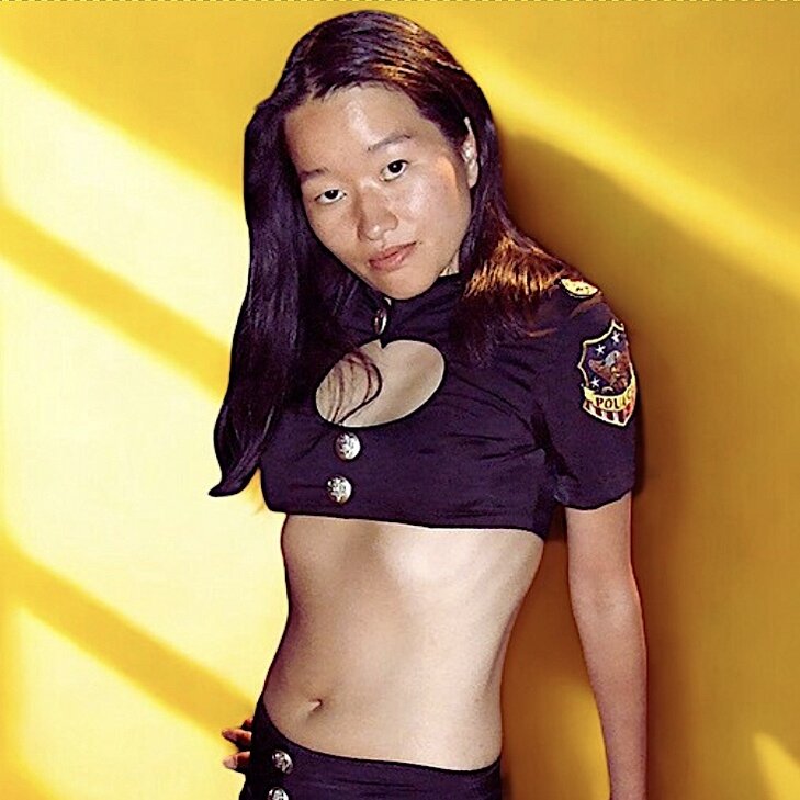 Thyffany Young, Devotion ist mein Genuss in Berlin