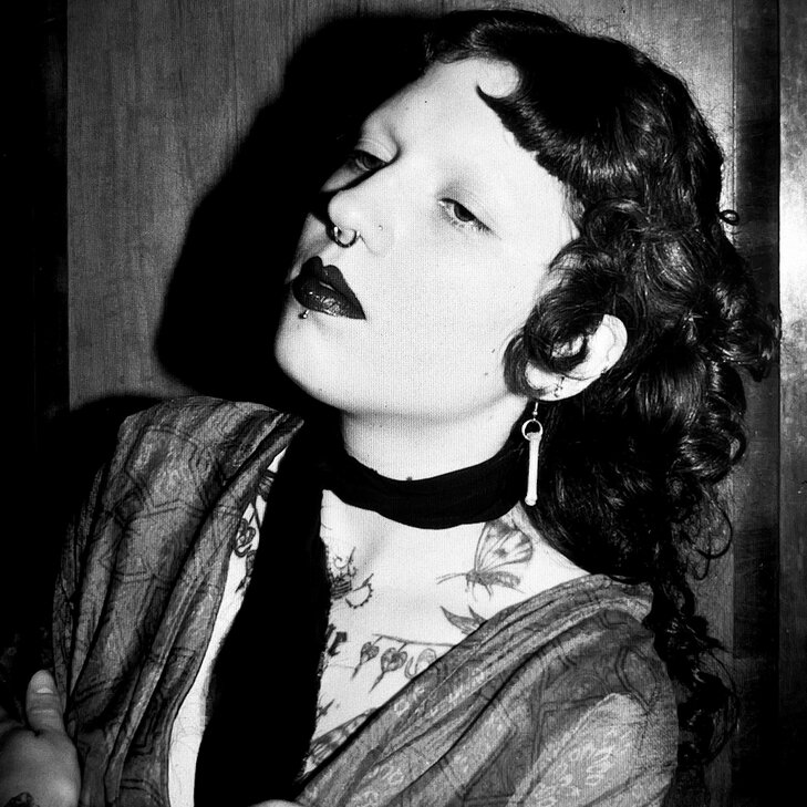 Anaïs Domar, Nurturing Sadistic Vampire in Berlin