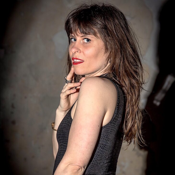 Ivy Spark, Geführte Lust in Berlin