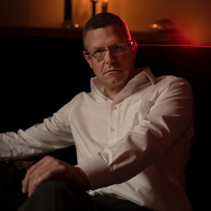 Alexander, Kultivierte männliche Dominanz in Berlin