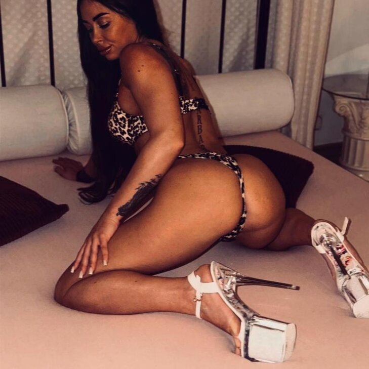 Isabella 21j Neu in Troisdorf