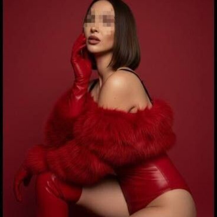 Mistress Dona in Karlsruhe