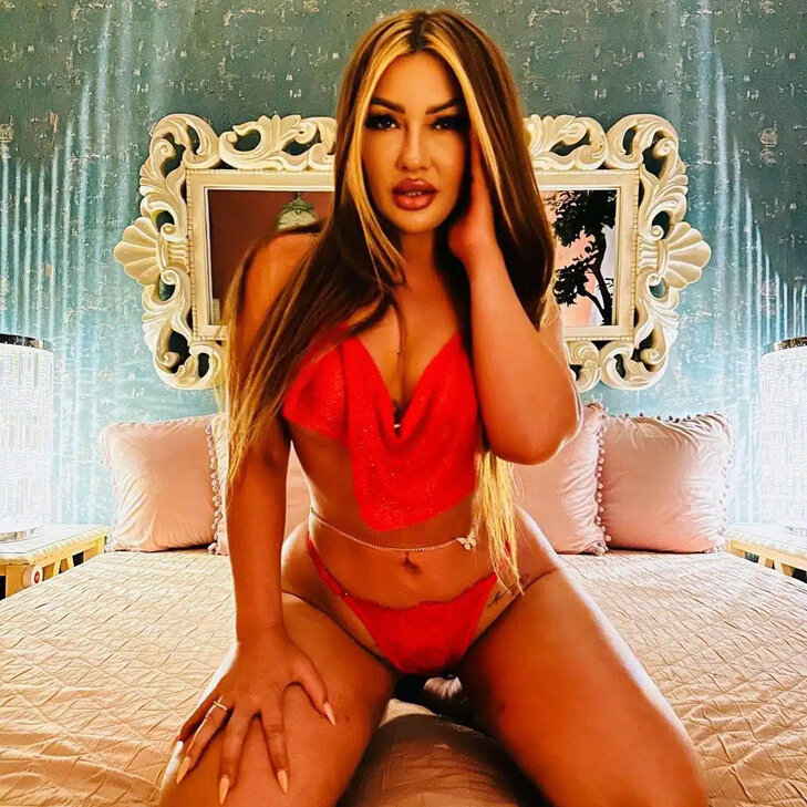 NEU Emma (22) (Teenie-Model) in Berlin