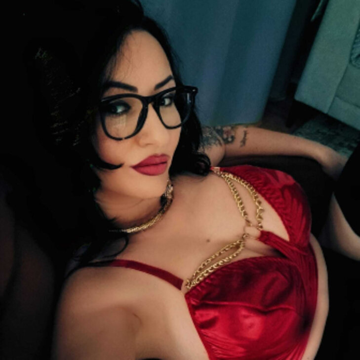 Chanel, Entdecken Sie die Grenzen des Vergnügens – Bizarre & Dominante Massage in München - Moosfeld-Riem