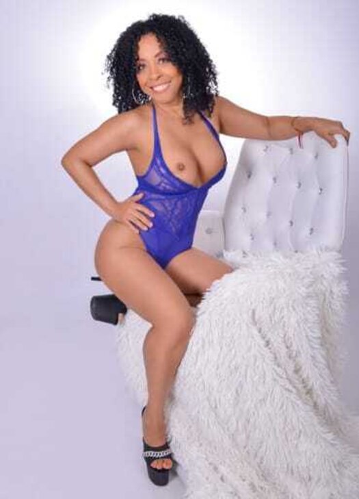 Isabella, Heiße Latina in Augsburg