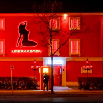 Leierkasten, Münchens traditionsreichstes Laufhaus in München - Schwabing