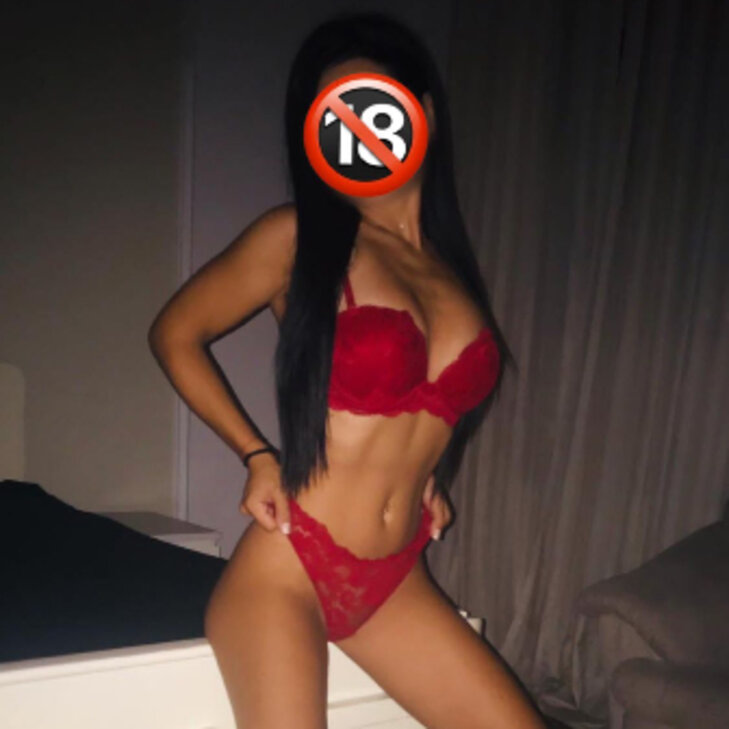 Alice, lustvolle Gespielin
