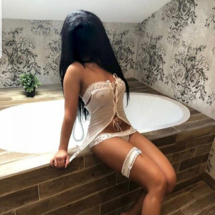 Lilly, megag*iles Girl in Besucht Dich in München