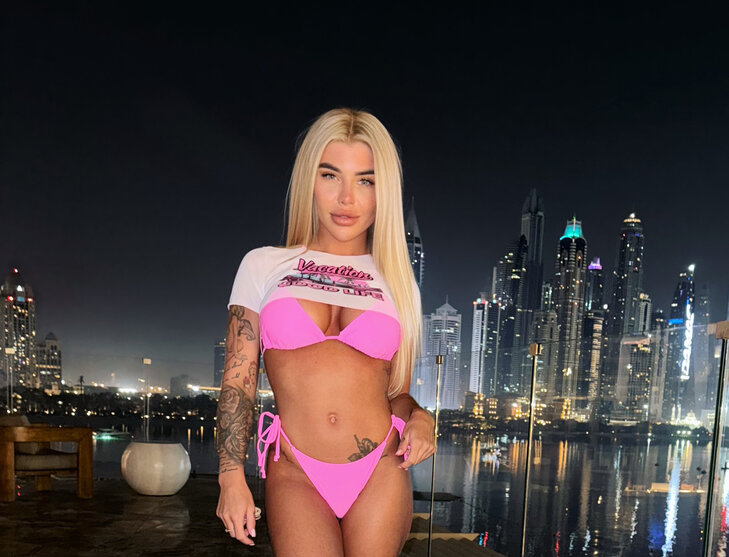 Goldie, perfekter Body in München