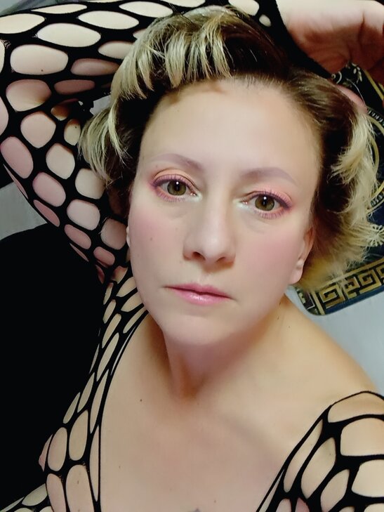 Silvi, bringt Dich zum Dahinschmelzen in Augsburg