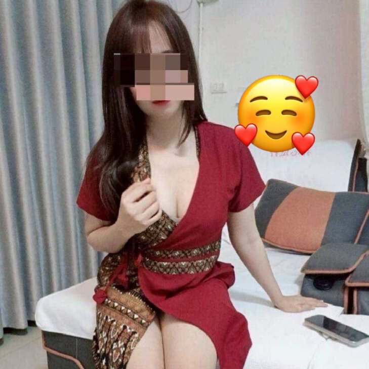 Mina, Super zärtliche Thai Massage in München