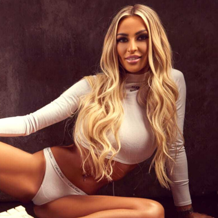 Sarah,  Lass den Alltag hinter dir… in München - Moosach