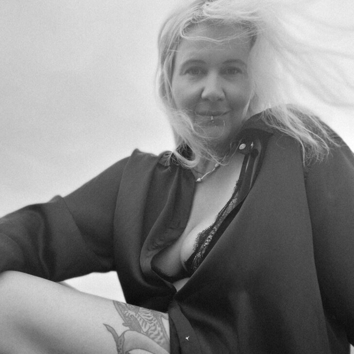 Lilian van de Nacht, Zertifizierte und erfahrene Tantra Masseurin