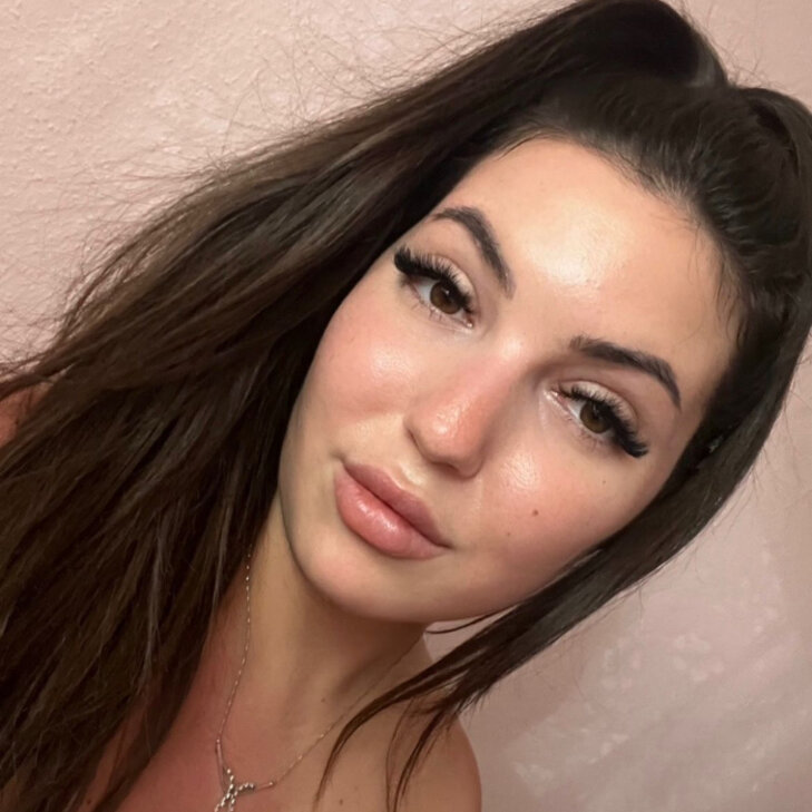 Vanessa, g*iles Girl