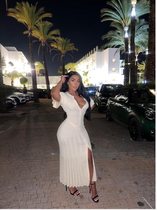 Amira, Massage Fee, extrem SXXY in München - Moosfeld-Riem