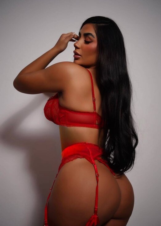 Amira, Massage Fee, extrem SXXY in München - Moosfeld-Riem