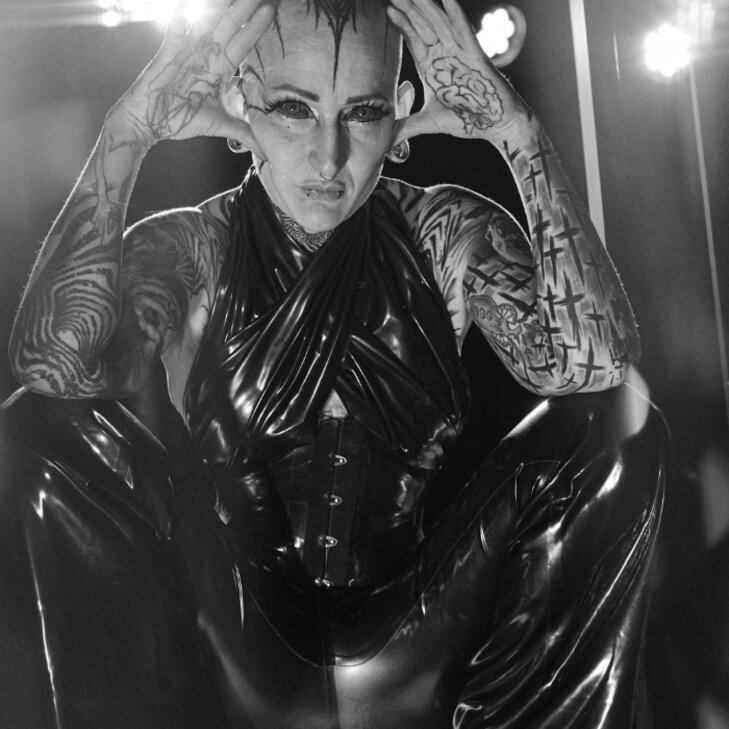 Alessa La Strange, dominant und sadistisch! in München - Lerchenau